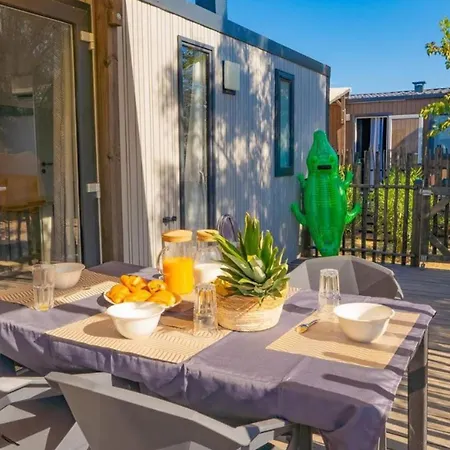 Cottage, Animaux Ok, Clim - 6 Pers. - Api-1-52-2199 Camping *
