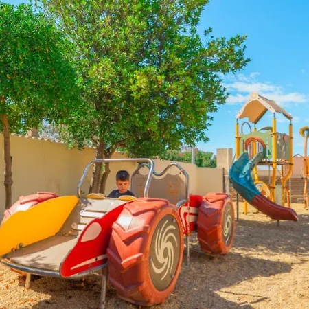 Cottage, Animaux Ok, Clim - 6 Pers. - Api-1-52-2199 Camping *